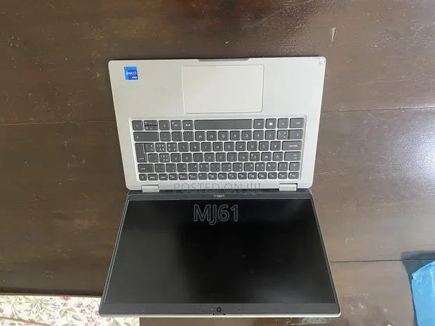 Laptop Dell Latitude 5320 16GB Intel Core i7 SSD 256GB · Photo 1