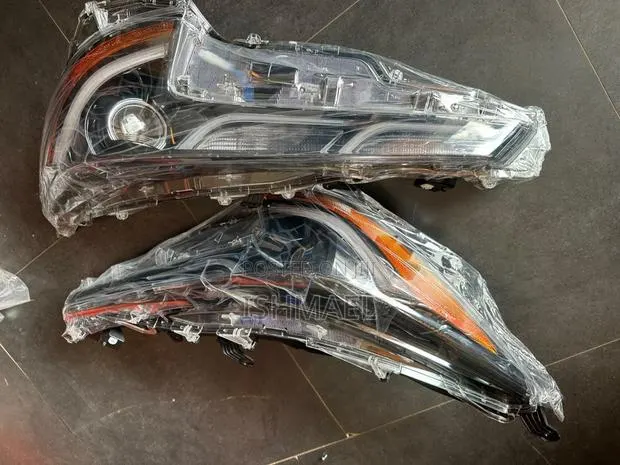 Corolla Headlight 2020 2021 2022 2023 2024 · Photo 1