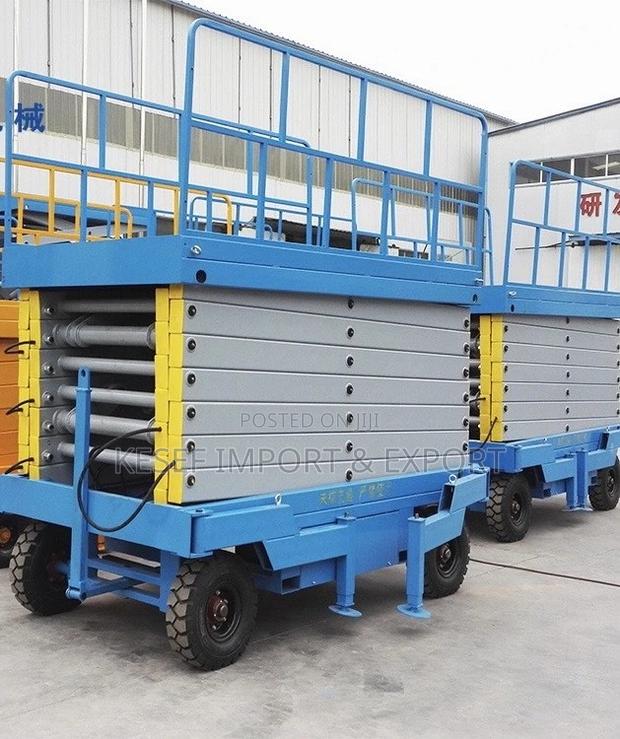 Scissor Lift · Photo 6