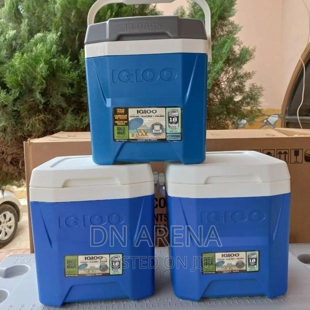 Igloo 18quart 12 Cans Capacity Cooler Box · Photo 1