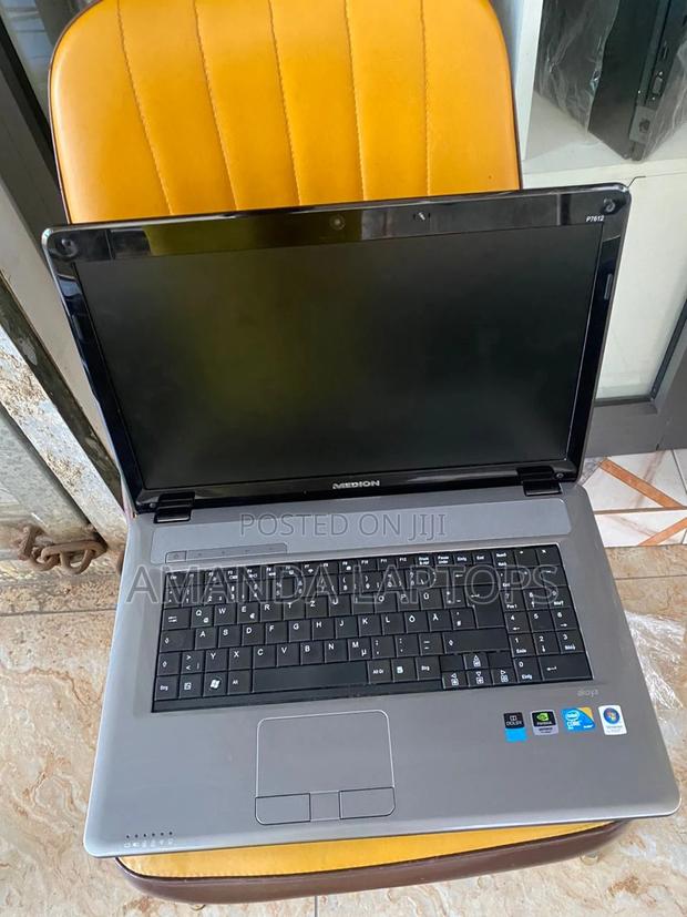 New Laptop Medion Erazer P6681 8GB Intel Core I3 HDD 250GB · Photo 1