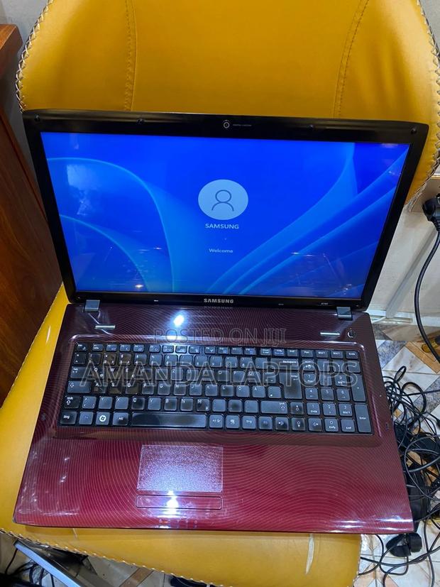 New Laptop Samsung RV511 12GB Intel Core I5 HDD+SSD 500GB · Photo 1
