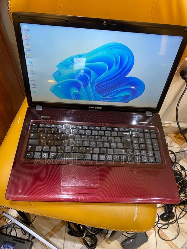 New Laptop Samsung RV511 12GB Intel Core I5 HDD+SSD 500GB · Photo 2