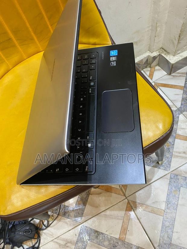 New Laptop Medion Erazer P6681 2GB Intel Celeron SSD 512GB · Photo 3