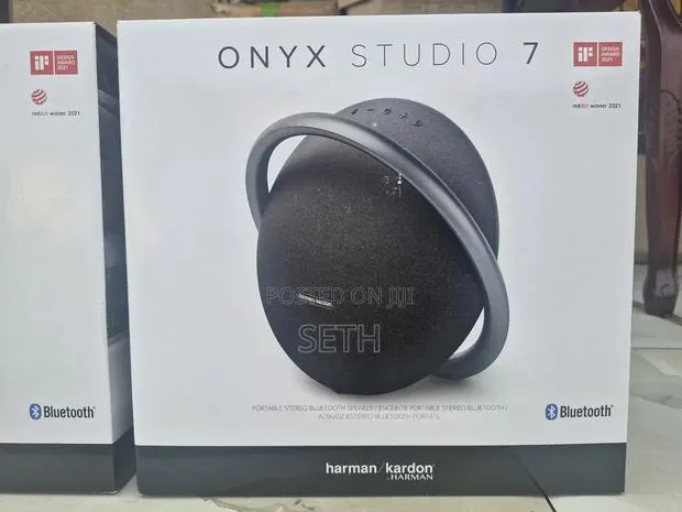 Harman Kardon Onyx Studio 7 Bluetooth Speaker · Photo 1
