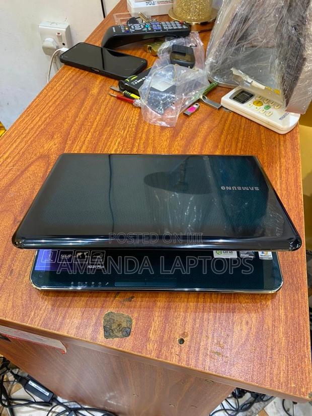 New Laptop Samsung N145 Plus 2GB Intel Atom HDD+SSD 160GB · Photo 6
