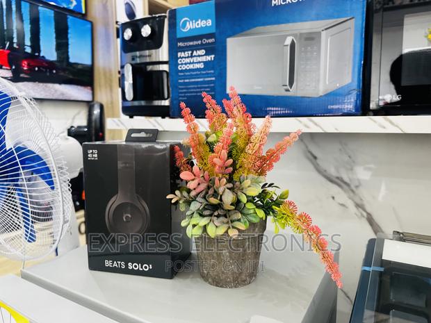 Bluetooth Wireless Streaming Beats Solo3 · Photo 1