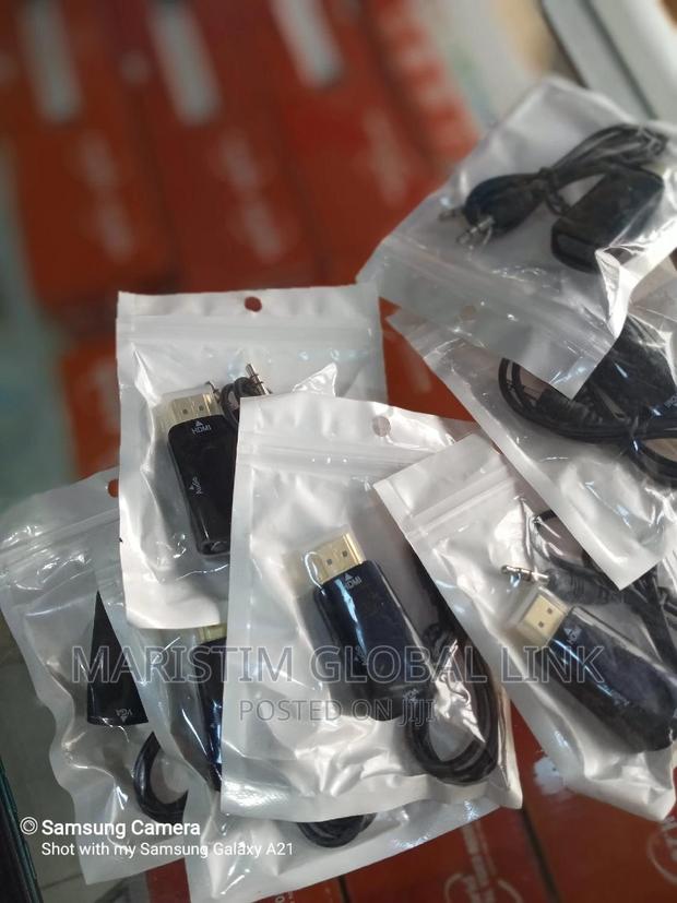 HDMI to VGA Adapter With Audio · Photo 1