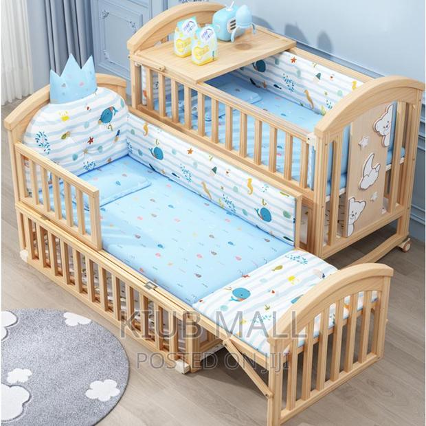2 in 1 Convertible Kids Bed · Photo 1
