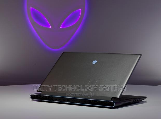 New Laptop Dell Alienware M16 16GB Intel Core I9 SSD 1T · Photo 4