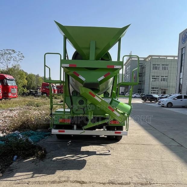 Concrete Mixing Tricycle . · Photo 3