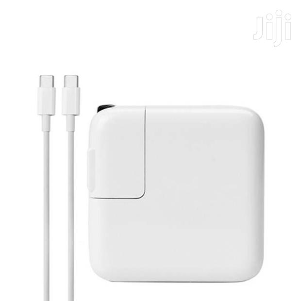 Type C Mac Book Charger · Photo 1