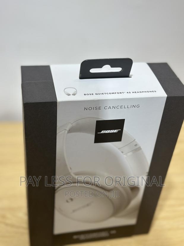 Bose Quietcomfort 45 Headphone · Photo 2