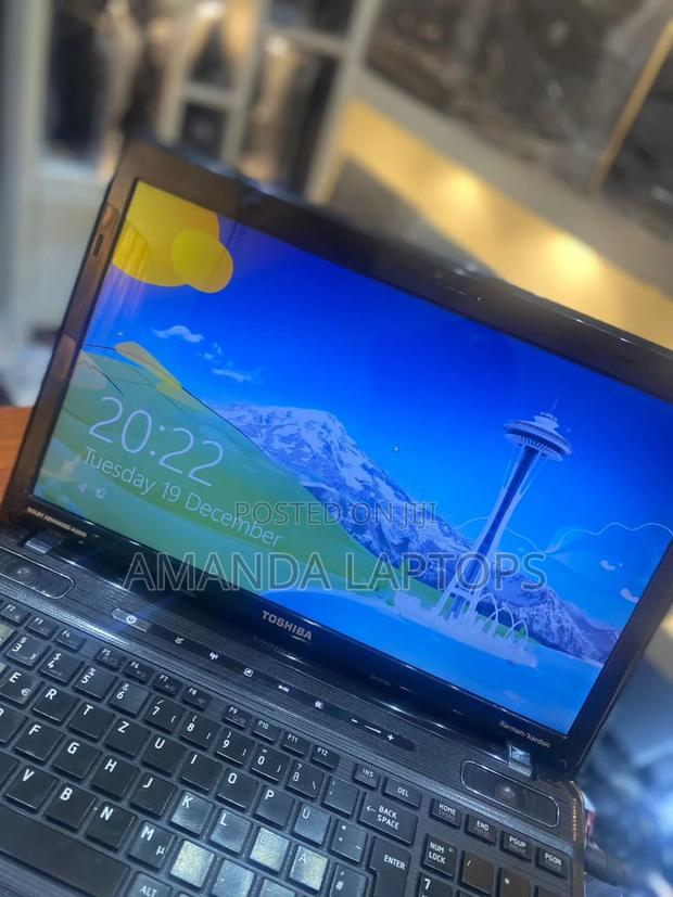 New Laptop Toshiba Satellite C665 12GB Intel Core I7 HDD+SSD 500GB · Photo 1