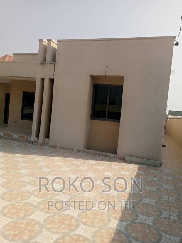 3bdrm House in Dr Roko, Accra Metropolitan for sale · Photo 2