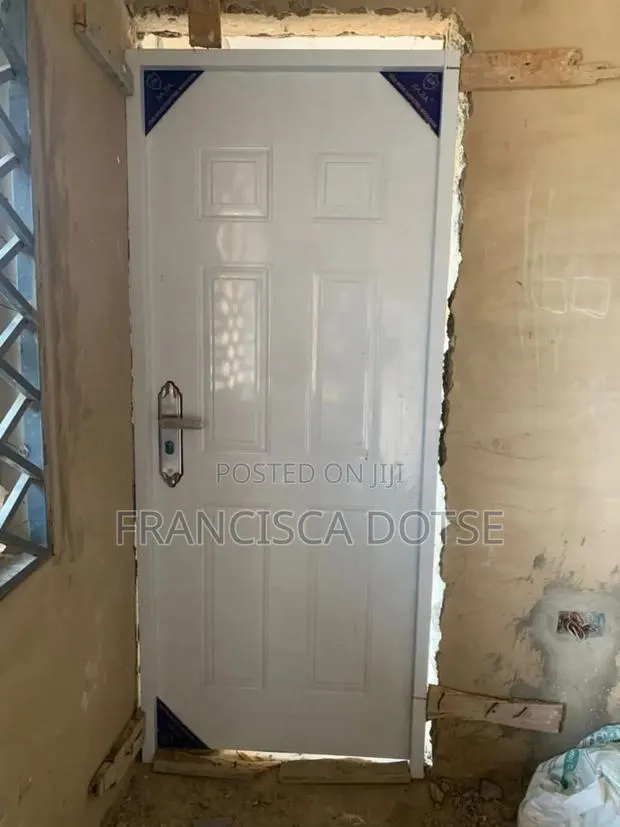 Available Interior Door · Photo 1