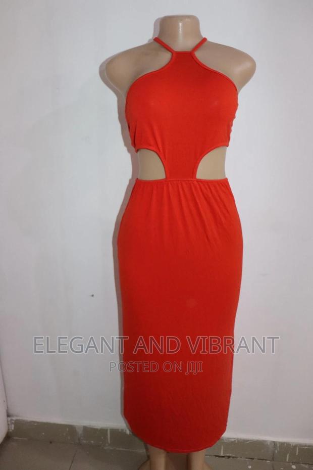 Beautiful Hug Dress From the Uk · Photo 3