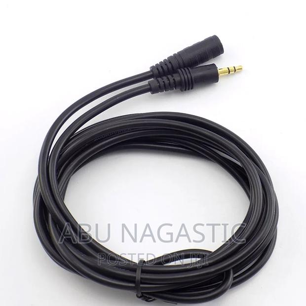 3m Headphone Extension Cable · Photo 3