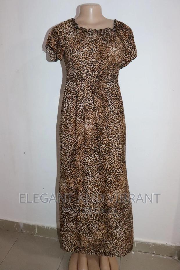 Simple Dress From Uk · Photo 2