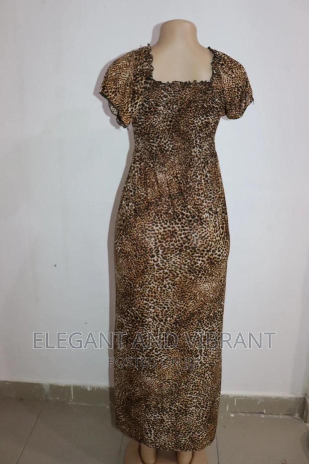 Simple Dress From Uk · Photo 3