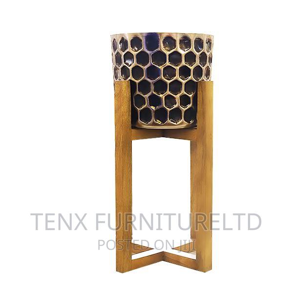 Decor Planter With Wooden Stand Large · Photo 1