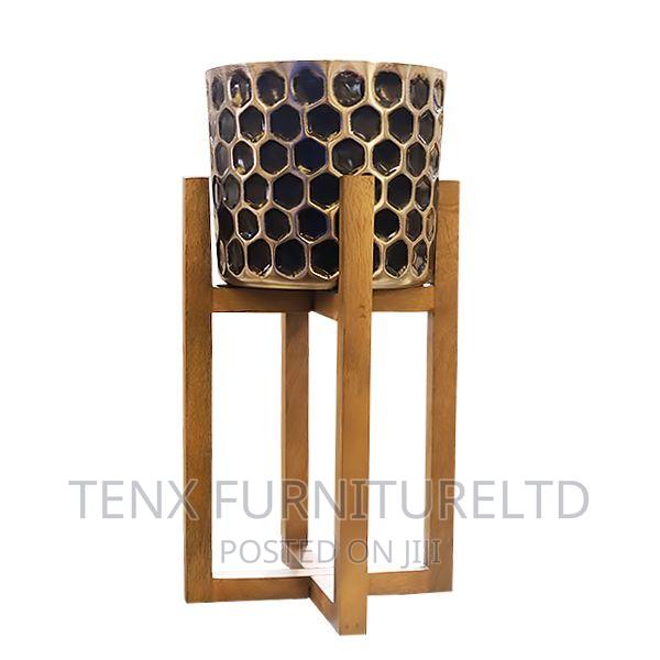 Decor Planter With Wooden Stand Large · Photo 2
