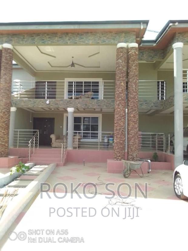 5bdrm Duplex in Dr Roko, Pokuase for sale · Photo 8