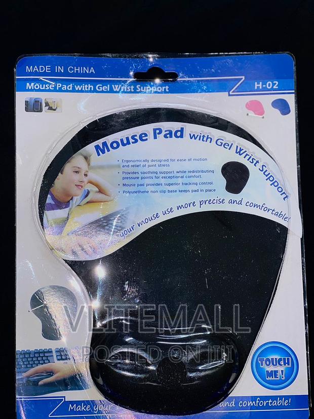 Mouse Pad With Wrist Rest Support · Photo 4