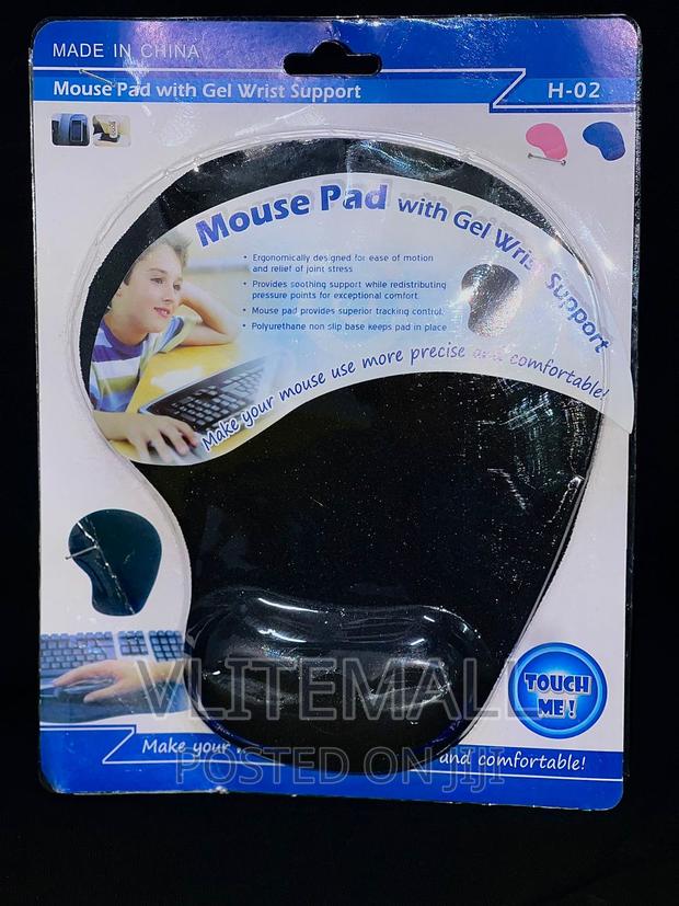 Mouse Pad With Wrist Rest Support · Photo 5