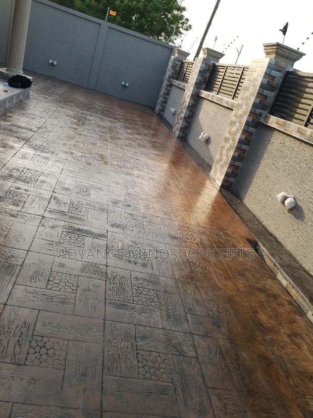 Stamped Concrete Work · Photo 7