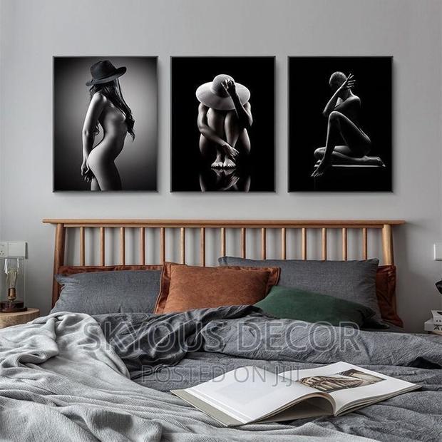 Wall Canvas Frame · Photo 1