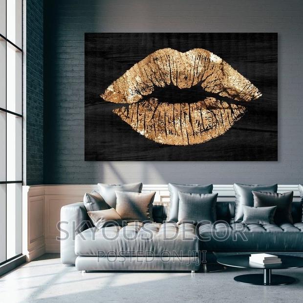 Wall Canvas · Photo 1