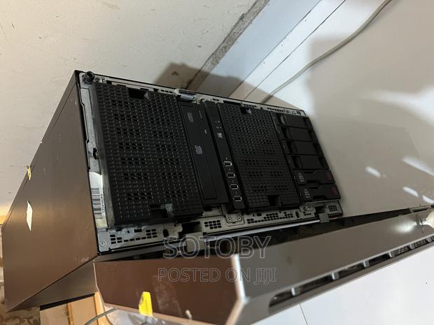 Server HP ProLiant ML 16GB Intel Xeon HDD 1T · Photo 4