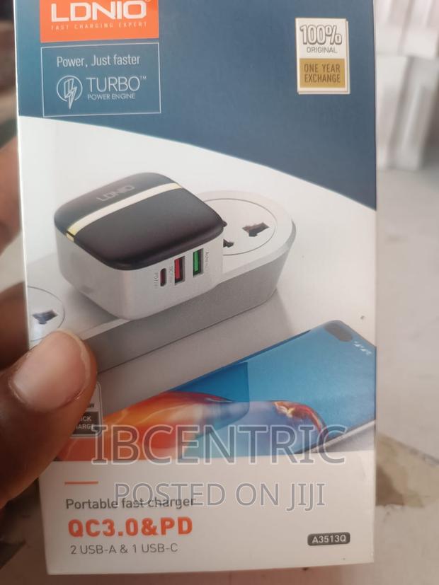 LDNIO 3 Ports USB Plug Adapter · Photo 1