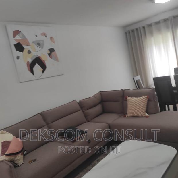Furnished 2bdrm Apartment in North Ridge for rent · Photo 7