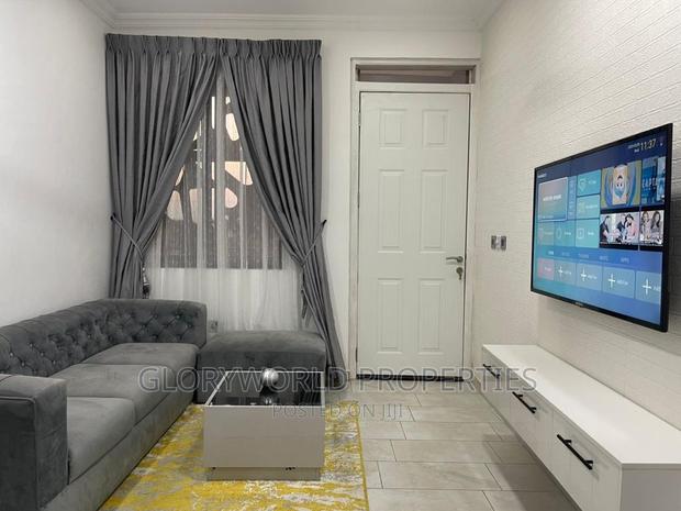 Executive Furnished 2 Bedroom Apartment at Dansoman · Photo 2