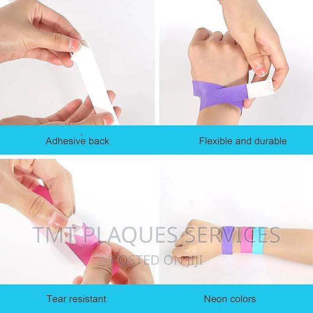 Tyvek Wristband for Your Events · Photo 8