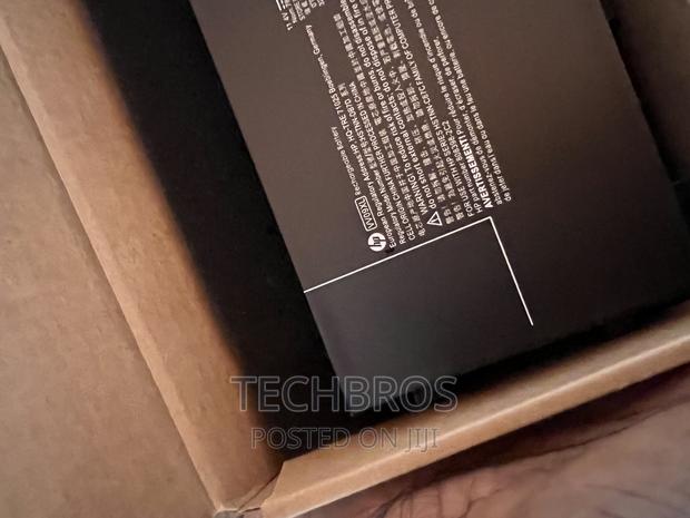 Original HP Battery Zbook 15 G3 G4,17 G3 Workstation VV09XL · Photo 1