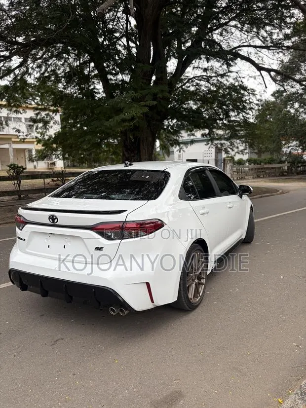 Toyota Corolla Nightshade 2024 White · Photo 1