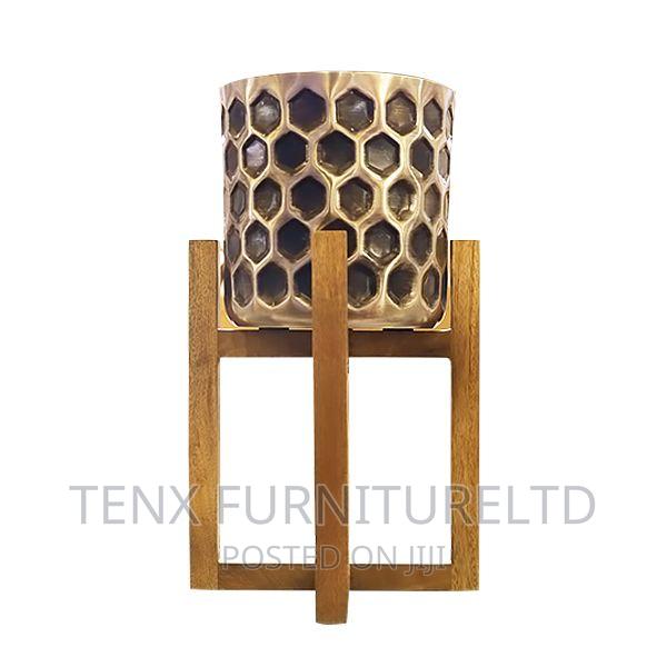 Decor Planter With Wooden Stand Small(Accasia)) · Photo 2