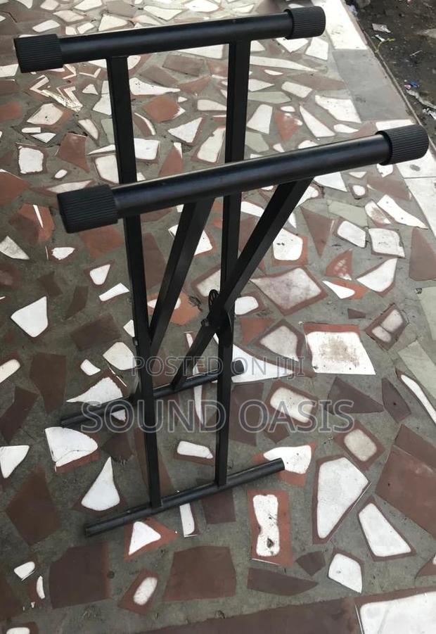 On-Stage KS7190 - Classic Single-X Keyboard Stand · Photo 2