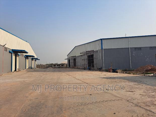 2000 SQM Warehouse at Tema Newly Built · Photo 6