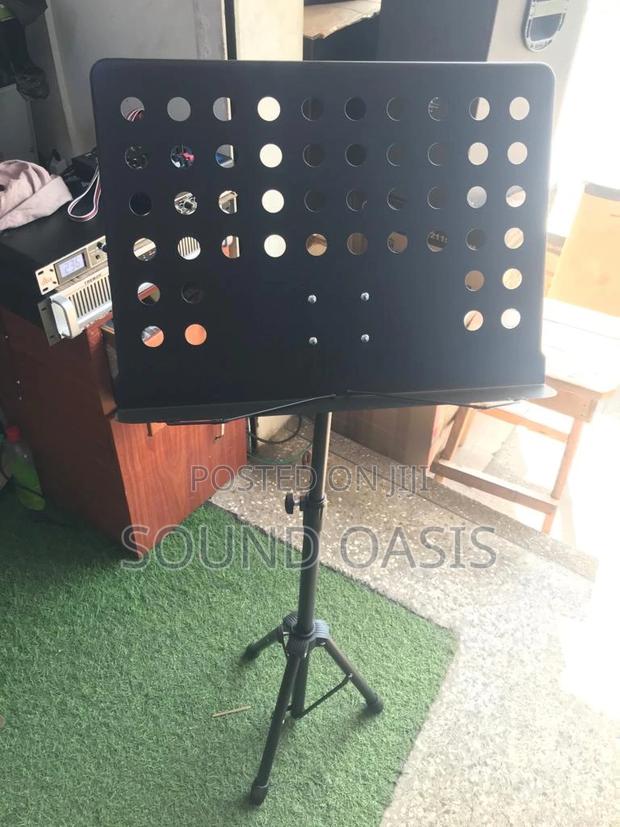Portable Music Stand · Photo 1