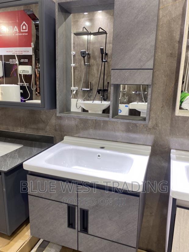 Bathroom Cabinet Basin - Wall Hung Cabinet Basin · Photo 1