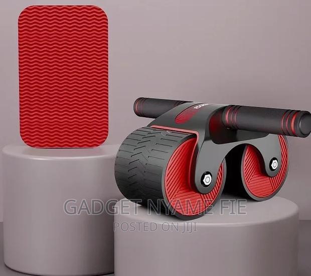 Automatic Rebound AB Wheel Roller · Photo 2