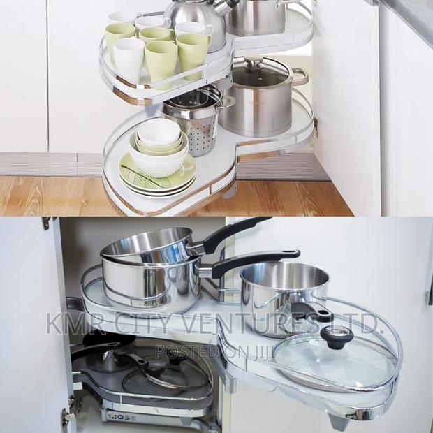 Universal Magic Corner Accessory · Photo 1