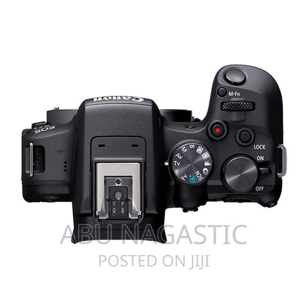 Canon EOS R10 · Photo 3