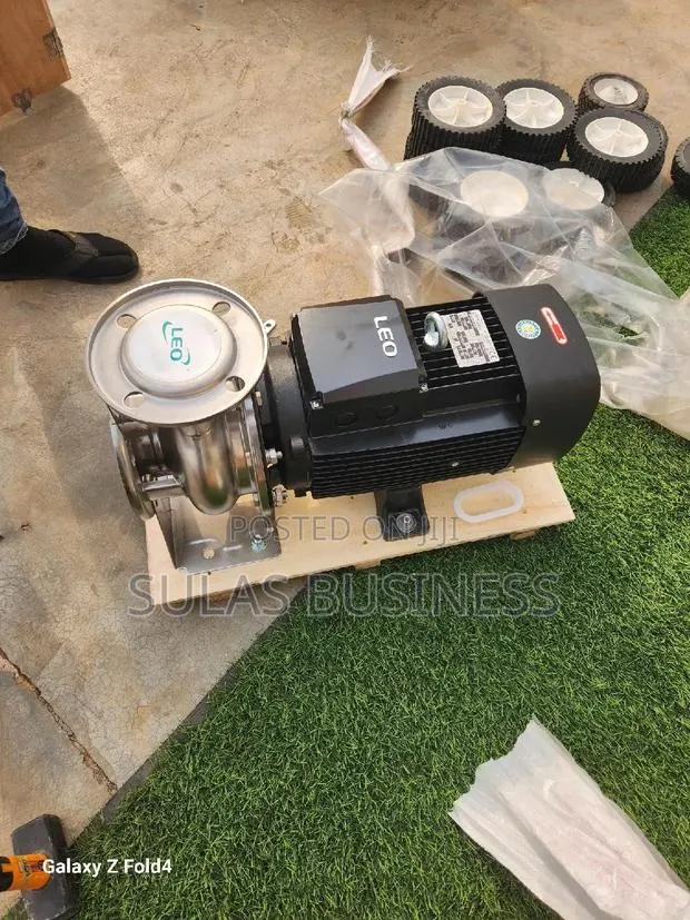 10 Hp Stainless Pump · Photo 1