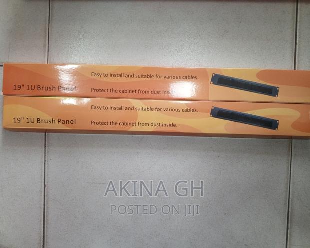 19" 1u Brush Panel · Photo 2