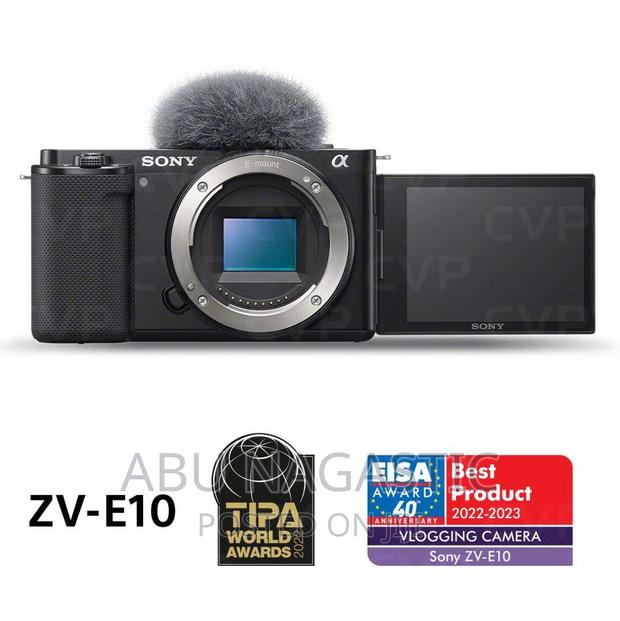 Sony Alpha ZV-E10 With 16-50mm Lens · Photo 1
